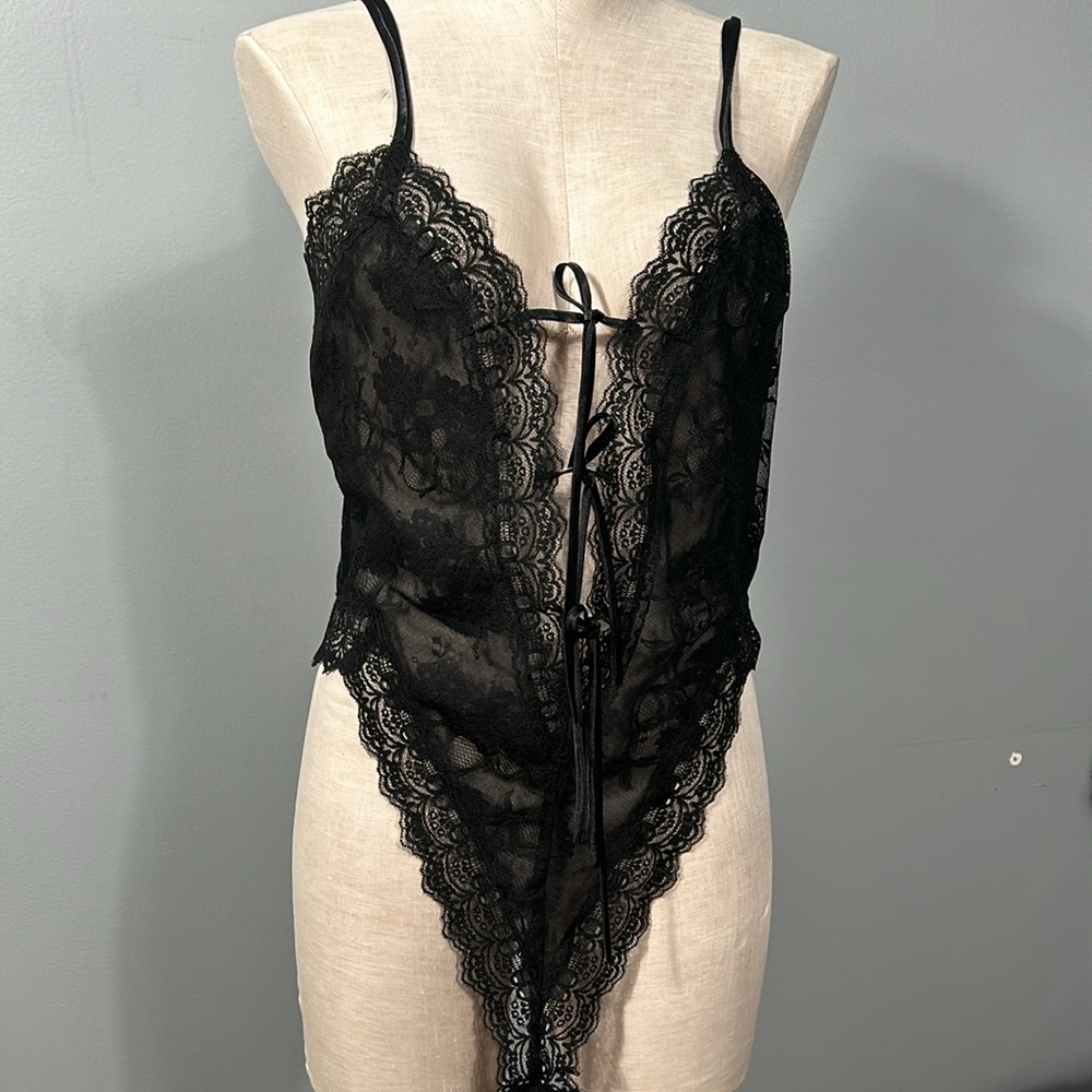 Vintage Victoria’s Secret Gold Label Sheer Black Tie Front Lace Trim Bodysuit  M